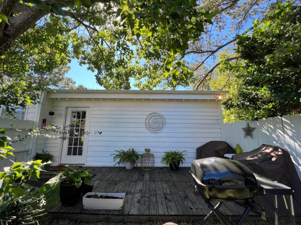 Cozy Loft With Parking And Private Patio W/ Grill Wilmington Exterior foto