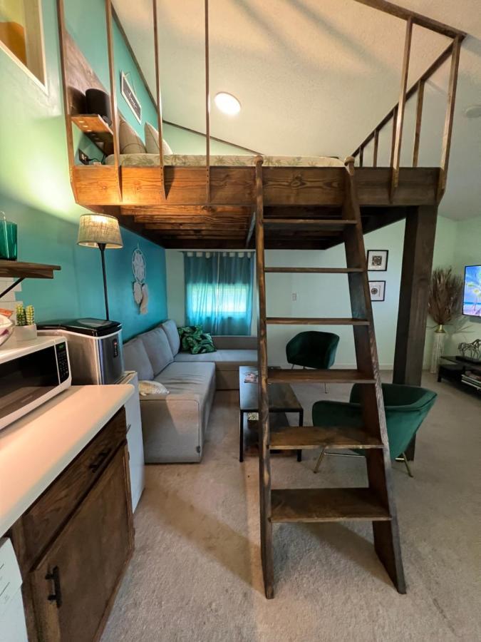 Cozy Loft With Parking And Private Patio W/ Grill Wilmington Exterior foto