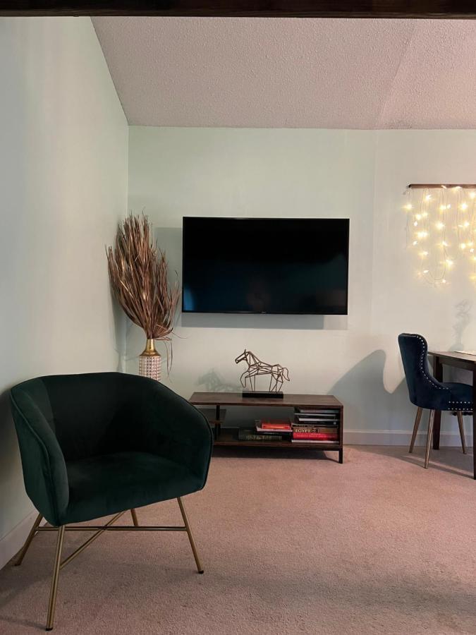 Cozy Loft With Parking And Private Patio W/ Grill Wilmington Exterior foto