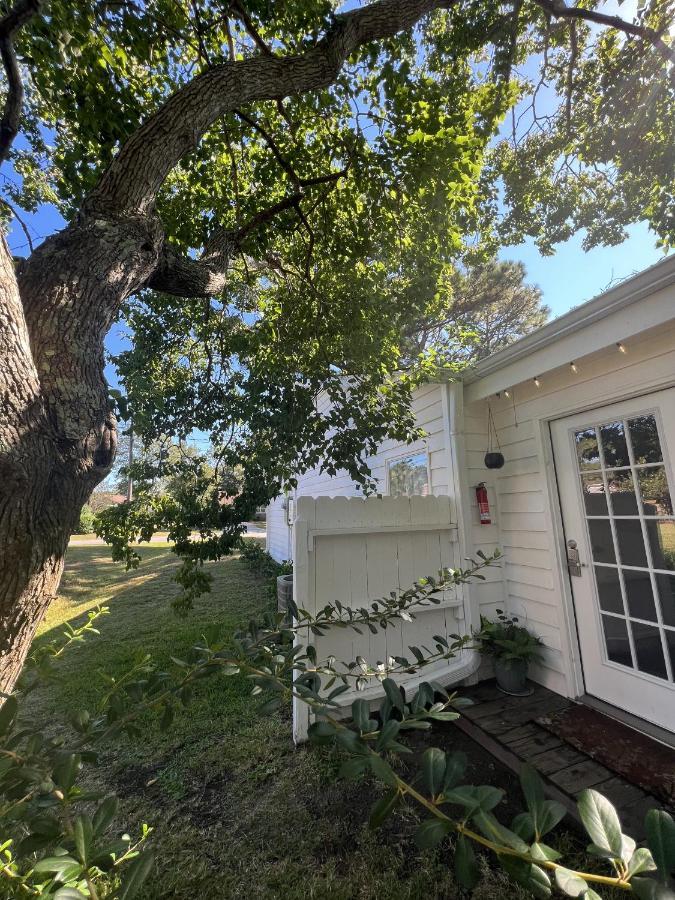 Cozy Loft With Parking And Private Patio W/ Grill Wilmington Exterior foto